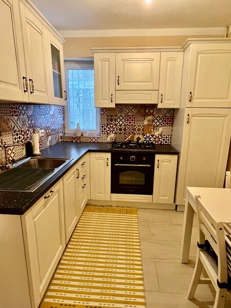 Tineretului, metrou, parc.